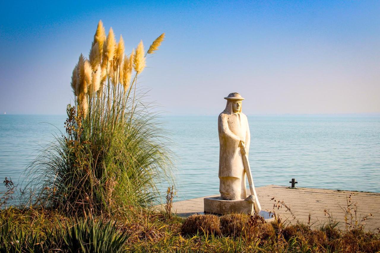 Komfort Home Bursport Bt. Haz Balatonfenyves Kültér fotó